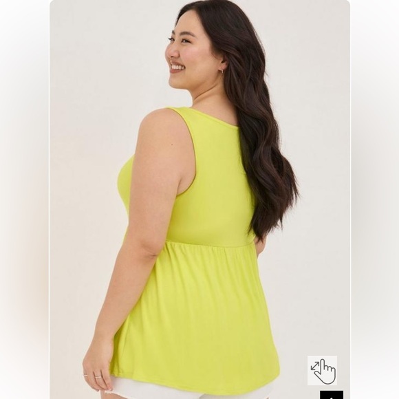 Torrid Babydoll Super Soft Scoop Neck Button-Front Tank Size 2 - Picture 3 of 9